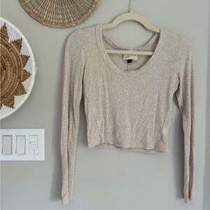 Tan oatmeal ribbed long sleeve cropped top